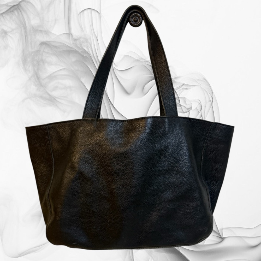 Dated 2003 Banana Republic genuine cowhide leather 17” tote shoulder bag black